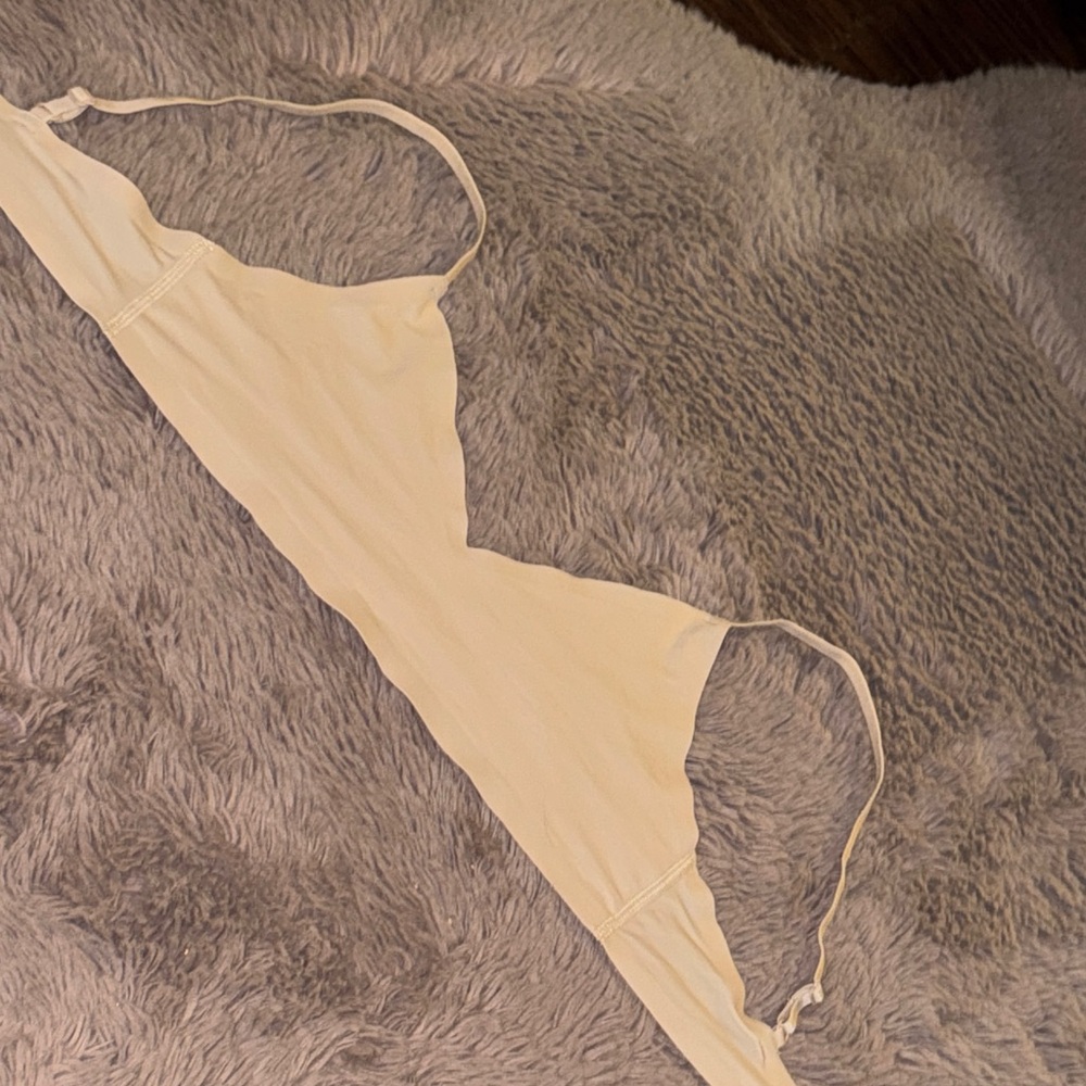 Maidenform Nude Bra beginner seamless fabric, adjustable Straps size child Large - Picture 10 of 11